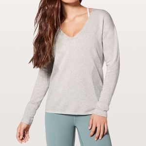 ❤️ Lululemon Still Movement Sweater HNIM Heathered Nimbus Size 2